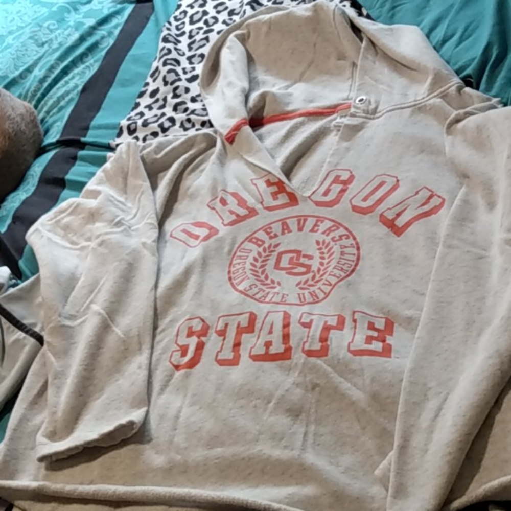 Victoria secret pink shirt